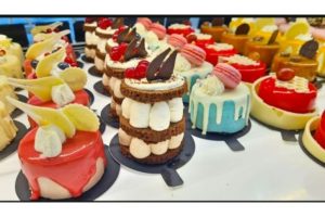 Idei de amenajare candy bar la botez - mayore.ro